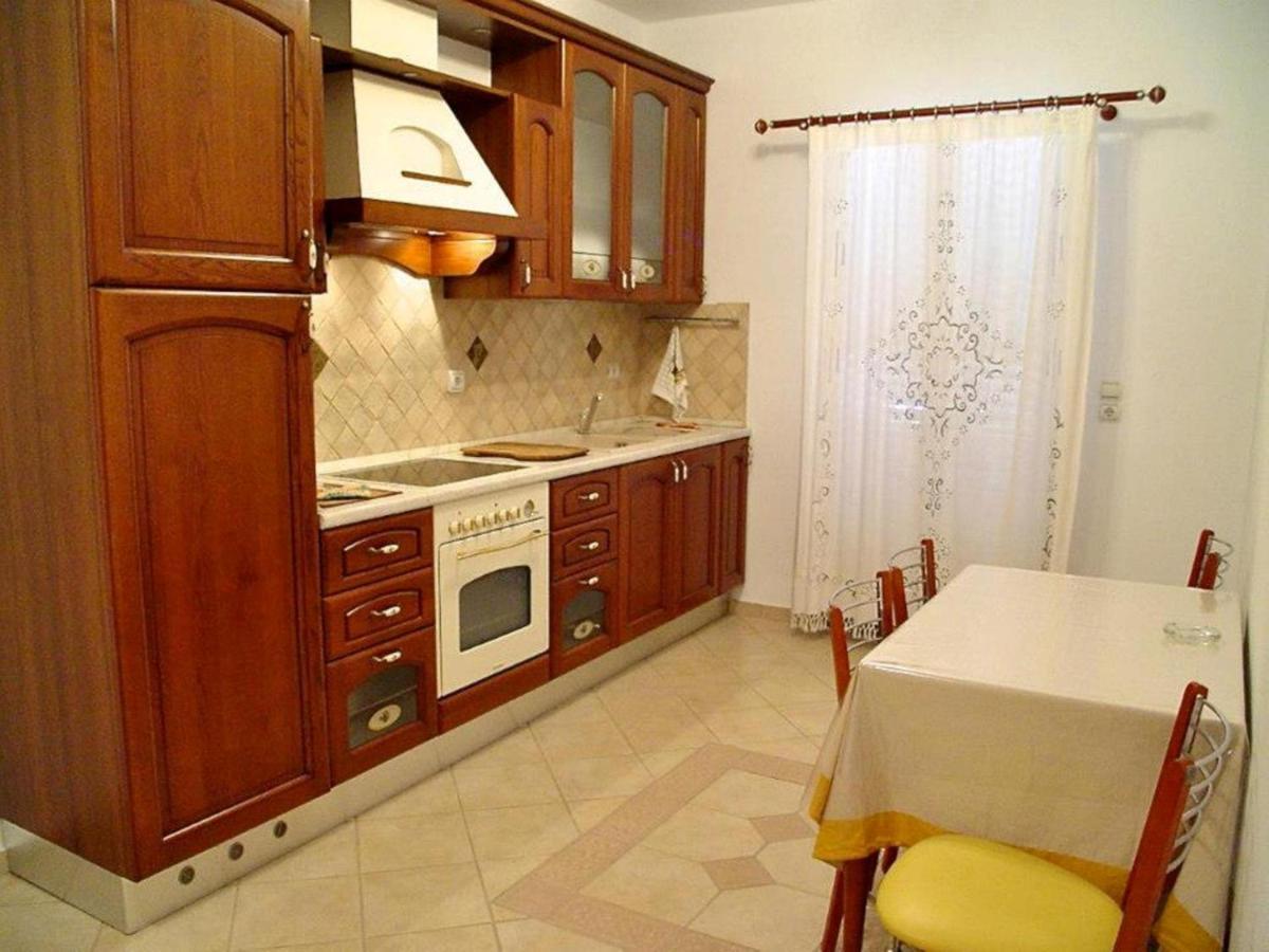 Olympion Apartments Stafylos Rum bild
